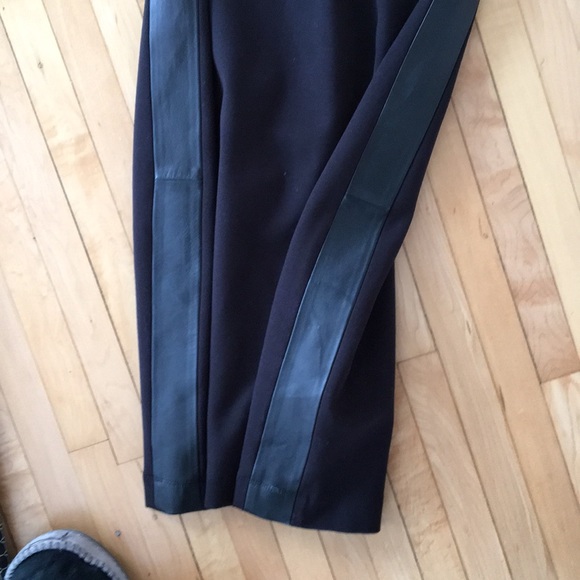 Theory black shortsleeve dress with leather trim 6 - Picture 3 of 6